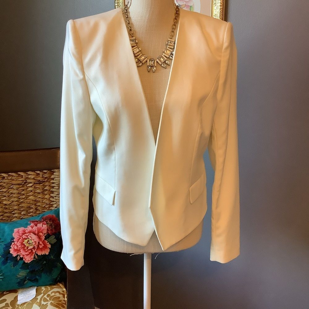 NWT ♥️ H&M Ivory Cream Blazer